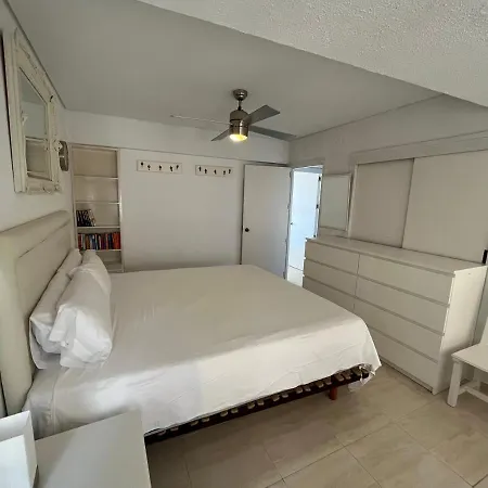 Weforyou Sunset Carihuela Apartment Torremolinos
